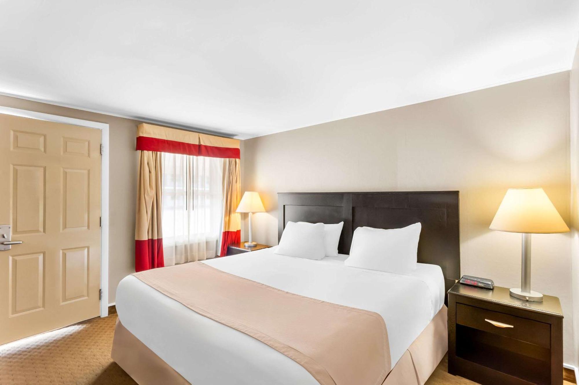 Rodeway Inn Gorham Extérieur photo